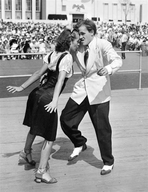 The Lindy Hop And Jitterbug See The Hep Swing Dances From 1938 1945