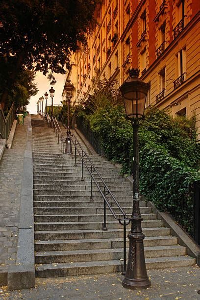 Escalier Montmartre Photos Et Images Libres De Droits Istock