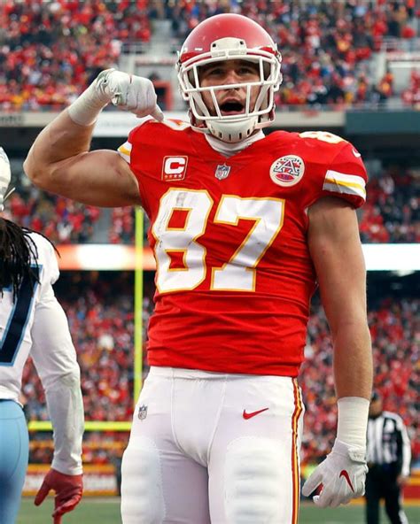 Travis Kelce Might Just Be One Of The Sexiest Nfl Players Of All Time