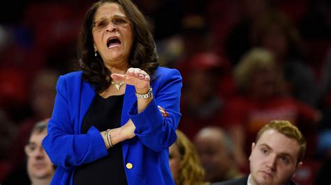 Rutgers Coach C Vivian Stringer Returns With New Outlook