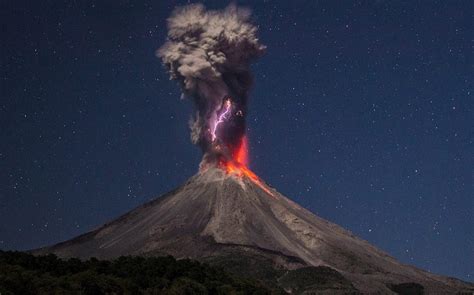 تفسير حلم رؤية البركان في المنام - موسوعة المعرفة الشاملة