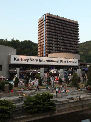 The second prize, the special jury prize was won by men don't cry. Mezinárodní filmový festival Karlovy Vary - Kultura.cz