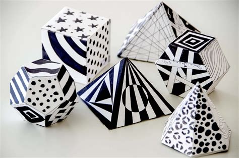 3 D Geometric Paper Shapes With Patterns Forma Darte Elementi
