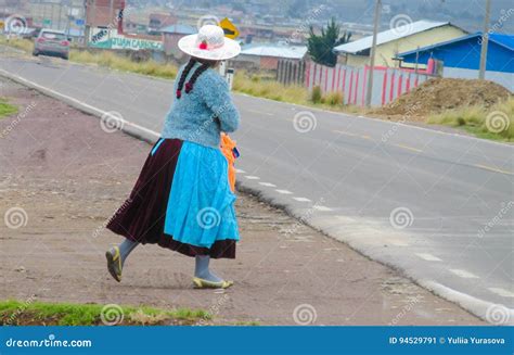Bolivia Woman Cholita Editorial Photo Image Of Hand 94529791