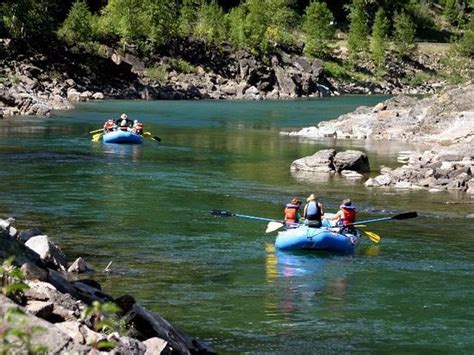 Montana Raft Company Scenic Floating On The Flathead River