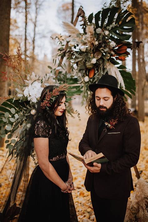 Moody Autumn Vow Renewal With An Off Beat Ceremony Backdrop Moody