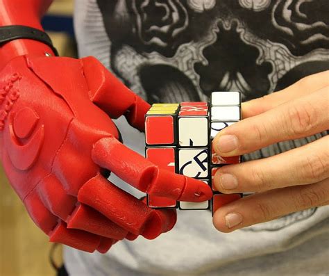 Open Bionics Wins The Uk James Dyson Award For 3d Printed Myoelectric Hand The