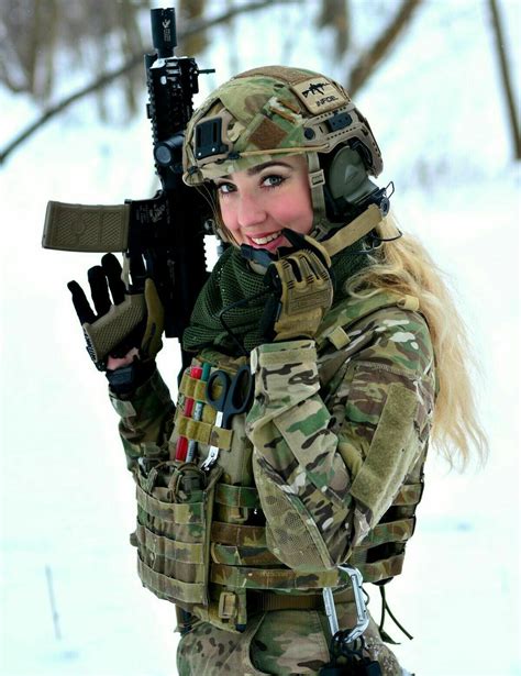 pin by johannes on gungirls military girl military women army women