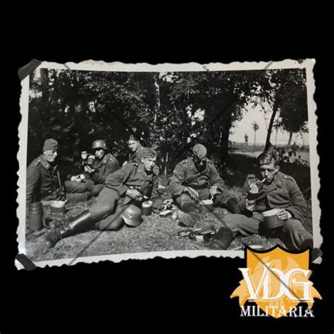 Ww2 German Luftwaffe Soldiers During Chow Time In Field Snapshot Photo