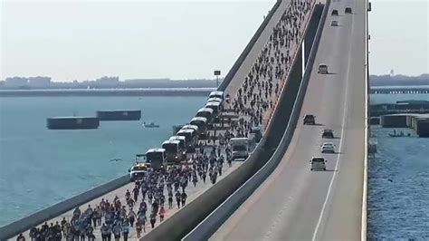 Thousands Run Across Sunshine Skyway Bridge For Military Families