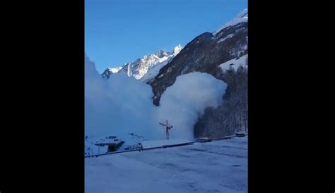 This Gigantic Avalanche Just Set Off In Switzerland Demonstrates The