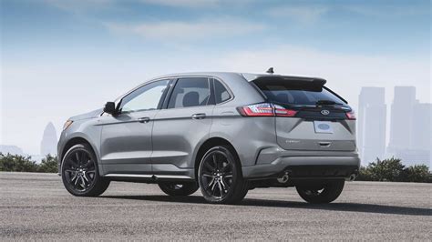 Put the new edge st into sport mode and a thrilling st drive experience takes on a new life. 2020 Ford Edge ST-Line Offers Sporty Looks With Standard ...