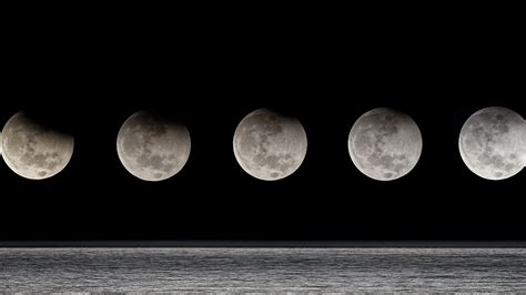Moon Phases Wallpapers 25 Images Wallpaperboat