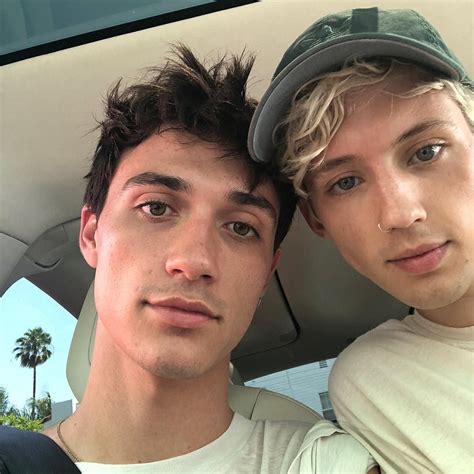 Tracob ♡ Famous Celebrity Couples Celebrity Couples Troye Sivan