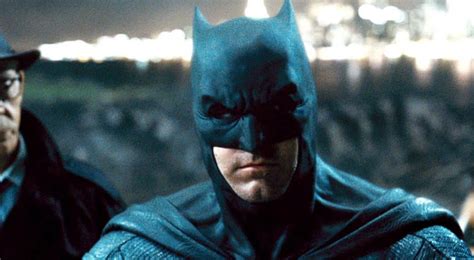 Soul of the dragon mixes bruce lee inspired. JUSTICE LEAGUE: New Up Close Look At BATMAN's Tactical ...