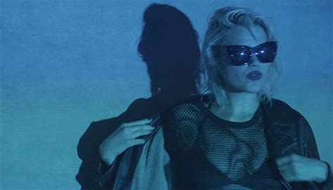 Sunglasses Pose  By Sky Ferreira Find And Share On Giphy