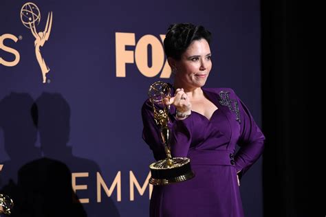 Alex Borsteins Acceptance Speech At The 2019 Emmys Video Popsugar Entertainment Photo 28
