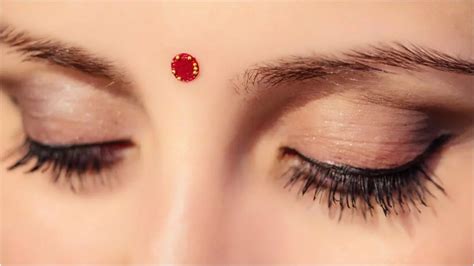 Bindi Health Benefits Not Only Women But Men Also Get Benefits By Applying Bindi This Is The