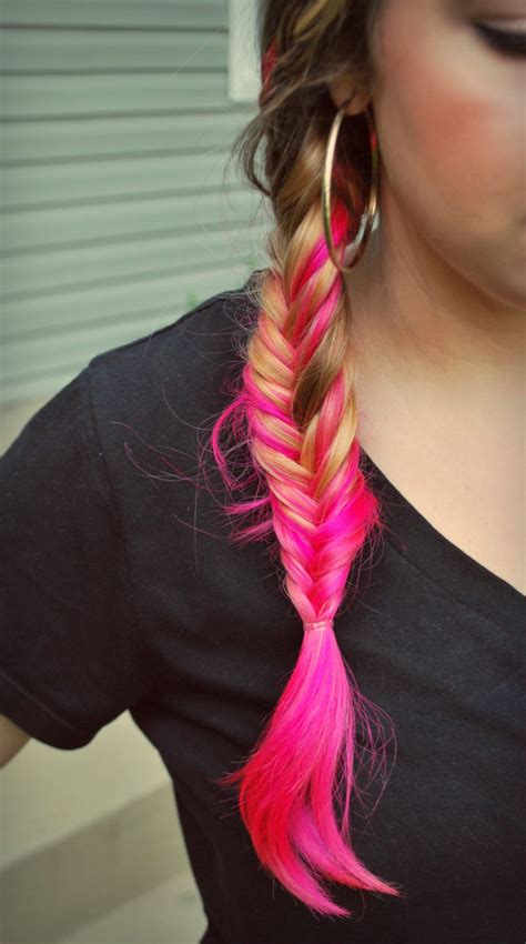 Pastel pink hair will never not be seriously fun and look super cute. the DIY: "DIP" DYED HAIR (UPDATED)