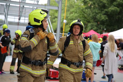 Brigades Fittest Race Ahead In The British Firefighter Challenge