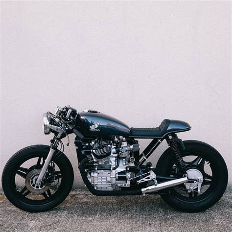 Exposed frame looks stunning but is prone to getting scuffed. Best Cafe Racer Motorcycles 👑 on Instagram: "@jef_fouquart ...