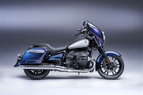 Bmw Launches R 18 Transcontinental And R 18 B Tourer And Bagger In Best American Style