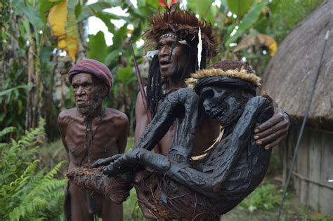 Papuan Tribe Preserves Ancient Rite Of Mummification Papua Tribe