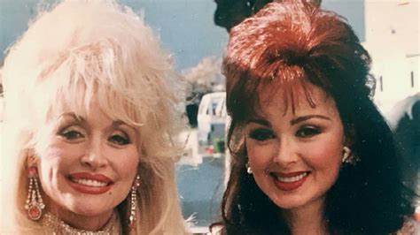 Dolly Parton Mourns “close” Friend Naomi Judd Country Music Nation