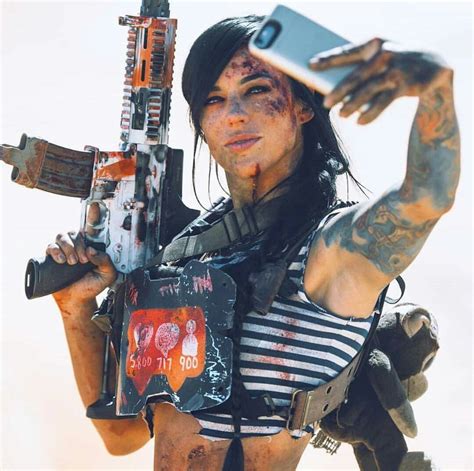 Alex Zedra Model And Professional Shooter 💚💙💛💟💖💗💜 Military Girl Guns Warrior Girl