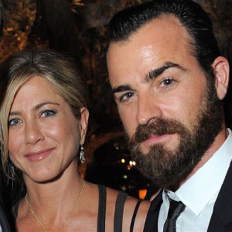 Jennifer Aniston And Boyfriend Justin Theroux Move In Together E News