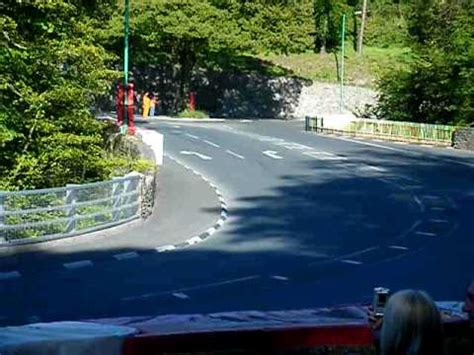 جسر في المملكة المتحدة (ar); Isle of Man TT 2010, Braddan Bridge - YouTube