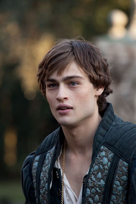 Pin By Cheri Schmidt On Photography Douglas Booth Douglas Booth Romeo Romeo And Juliet