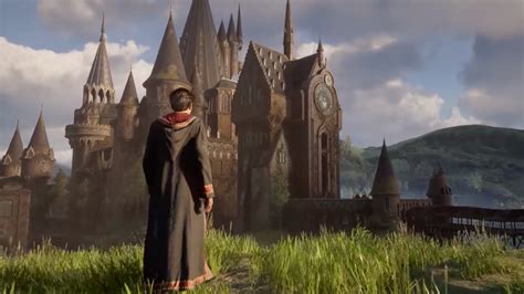 new hogwarts legacy trailer showcases house common rooms easter eggs and more game informer