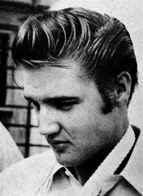 Elvis 1956 Elvis Presley Hair Young Elvis Elvis Presley Photos