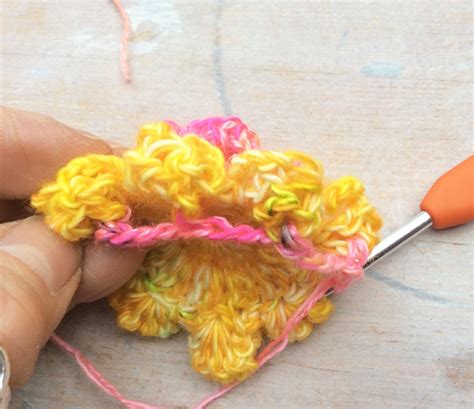 Large Crochet Peony Flower Pattern EMMA LEITH