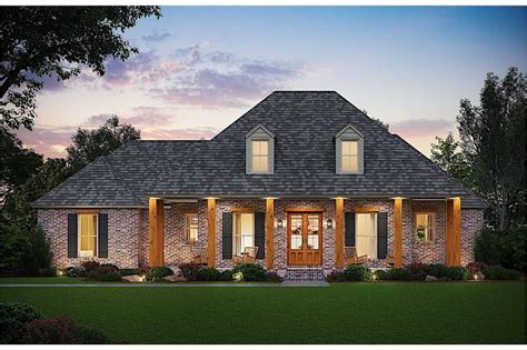 House plans are typically larger than those of a typical apartment. Ranch House - 4 Bedrms, 2.5 Baths - 2570 Sq Ft - Plan #206 ...
