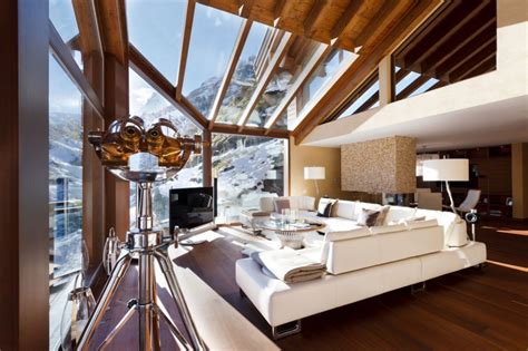 5 Star Luxury Mountain Home With An Amazing Interiors In