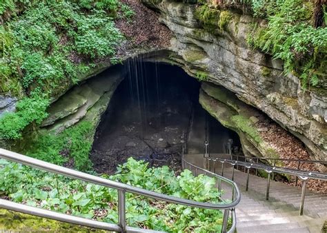 An Extensive Travel Guide To Visiting Mammoth Cave National Park This