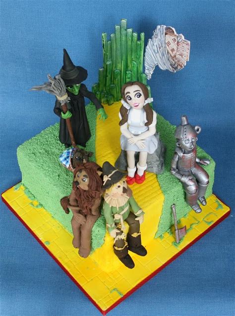 Wizard Of Oz Decorated Cake By Niamh Geraghty Cakesdecor