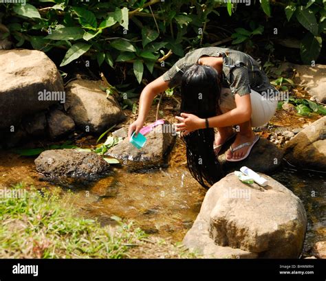 Karen Girl Washing Her Hair Umpium Refugee Campthai Burmese Border