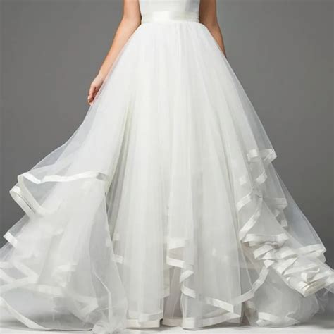 White Ruffles Tulle Wedding Skirt Elegant Ball Gown Floor Length Long