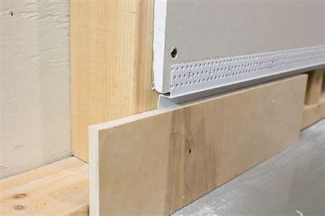 Drywall Reveal Baseboard With Z Shadow Bead Trim Tex