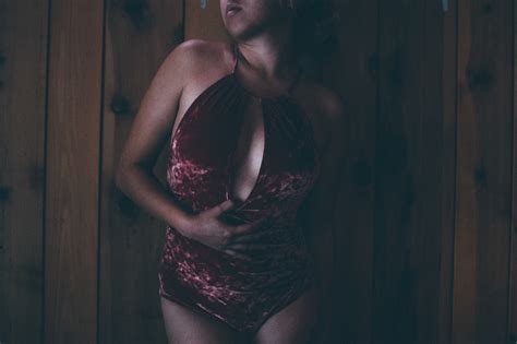 What To Wear For Your Boudoir Session Boudoir Outfits You Can Find In