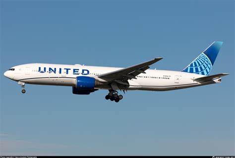 N798ua United Airlines Boeing 777 222er Photo By Sierra Aviation