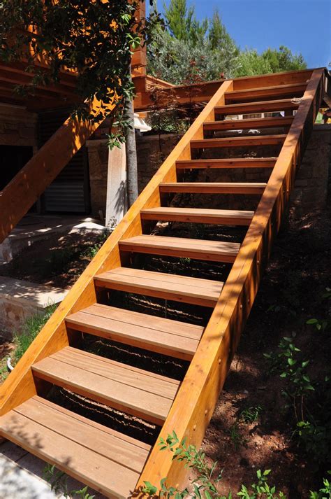 How To Make Wooden Steps In Garden