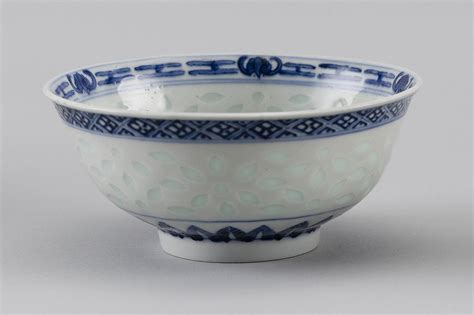 Lot Chinese Blue And White Rice Grain Porcelain Bowl Interior With