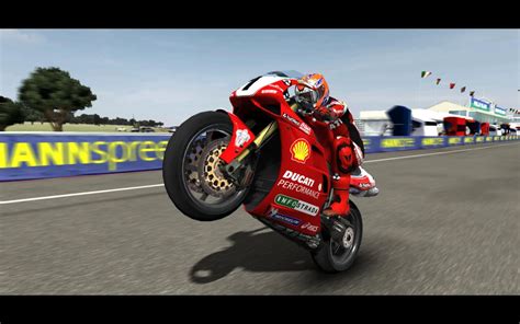 Sizlerde oldukça popüler olan sbk superbike world championship 2011 sitemizden ücretsiz olarak indirip, oynayabilirsiniz. SBK X : Superbike World Championship - Jeu Xbox 360