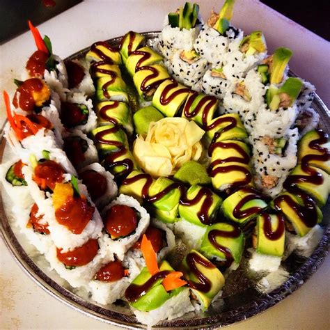 10 Restaurants In America Offering The Most Epic Vegan Sushi Rolls Food Vegan Sushi Vegan