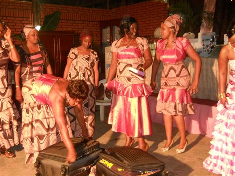 Pemba ukiwa mwizii jiandae na hayaaa pemba tv. Binamungu Kikuku Cha Mamaroda : longajao: Fatma Mwinjaka's Kitchen Party...Part II - Licha ya ...