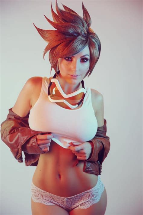 Our Top 10 Sexiest Jessica Nigri Pictures Of 2017 So Far Geekshizzle